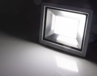 LED-Fluter SlimLine "CTF-SLT10 PIR" - 10W, IP44, 923lm, 4000K, Bewegungsmelder