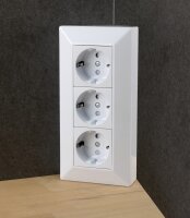 3-fach Steckdosenblock, wei&szlig; - 250V~/ 16A, Aufbaumontage
